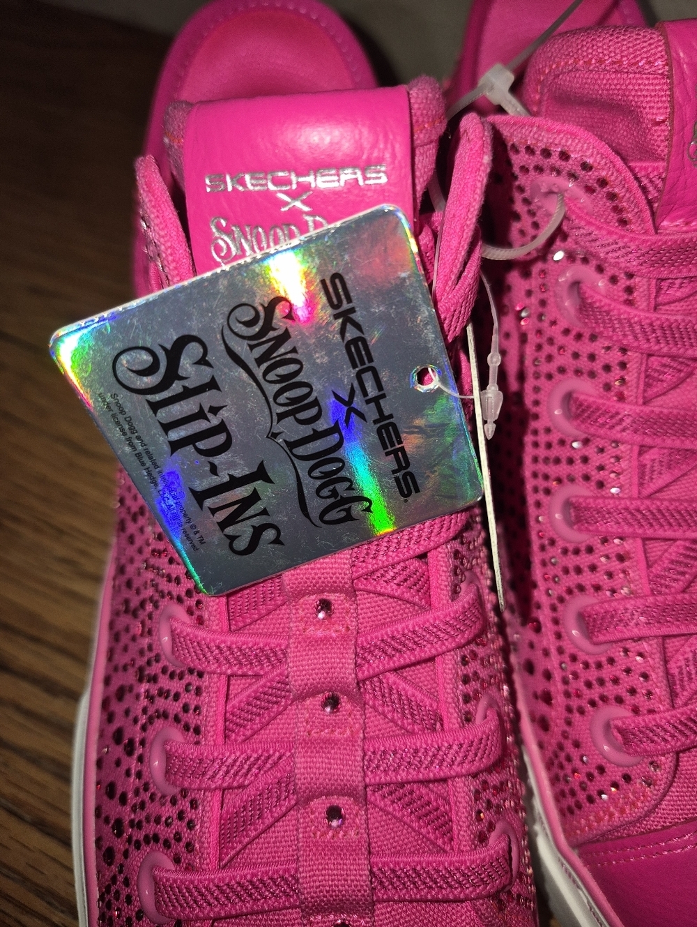 New!Skechers Women's Slip-Ins Snoop Dog Rhine-Stoned Sneakers in hot pink Size 8 - Picture 5 of 6